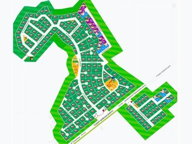 На территории поселка предусмотрено 5 огороженных детских игровых спортивных площадки. В поселке есть спортивный городок с уличными тренажерами и волейбольной площадкой.