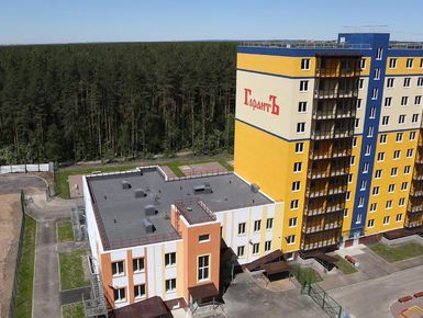 Вид корпусов со двора. Июнь 2019 г.